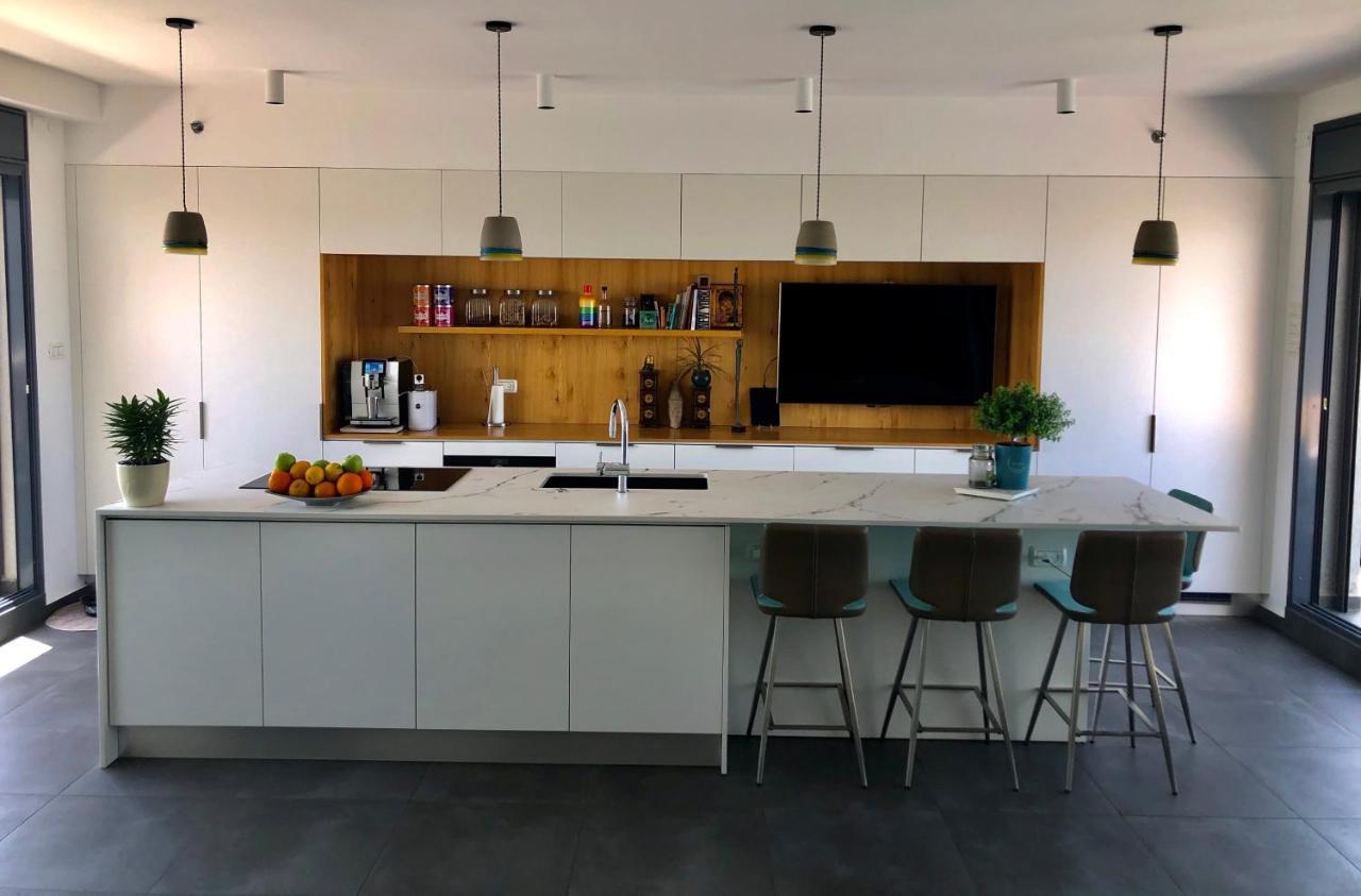 Suite And Room In A Breathtaking New Designed Penthouse In Se Tlv Tel Aviv Exterior foto