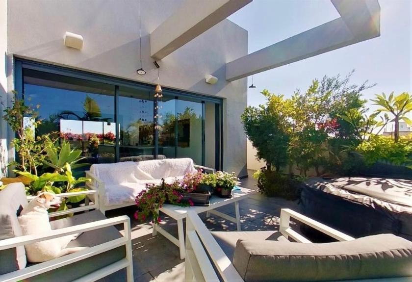 Suite And Room In A Breathtaking New Designed Penthouse In Se Tlv Tel Aviv Exterior foto
