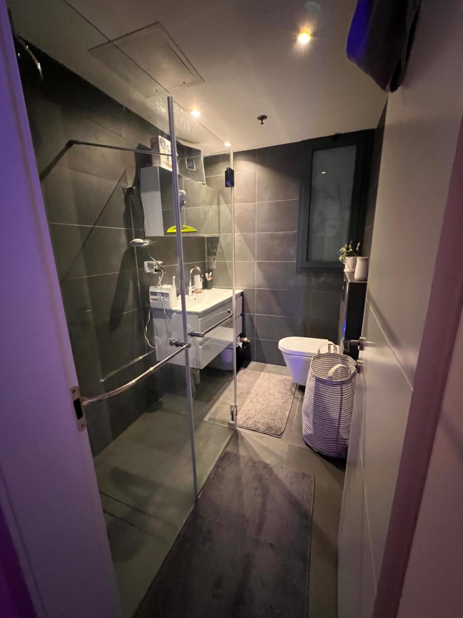 Suite And Room In A Breathtaking New Designed Penthouse In Se Tlv Tel Aviv Exterior foto